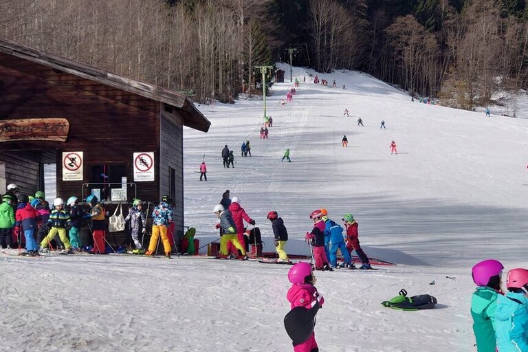 Skifahren am Pfannilift, direkt vor der Haustür